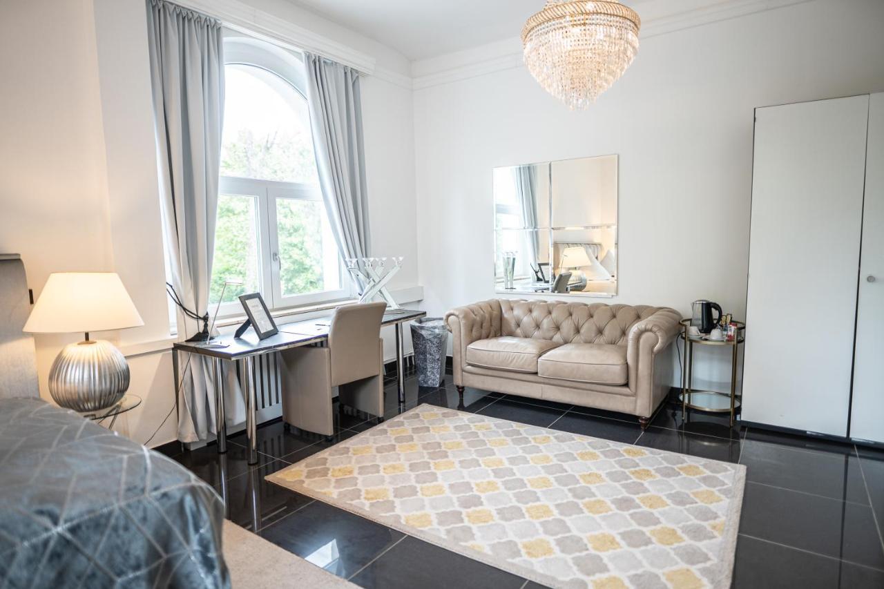 Villa Bowdy Niederzier Екстериор снимка